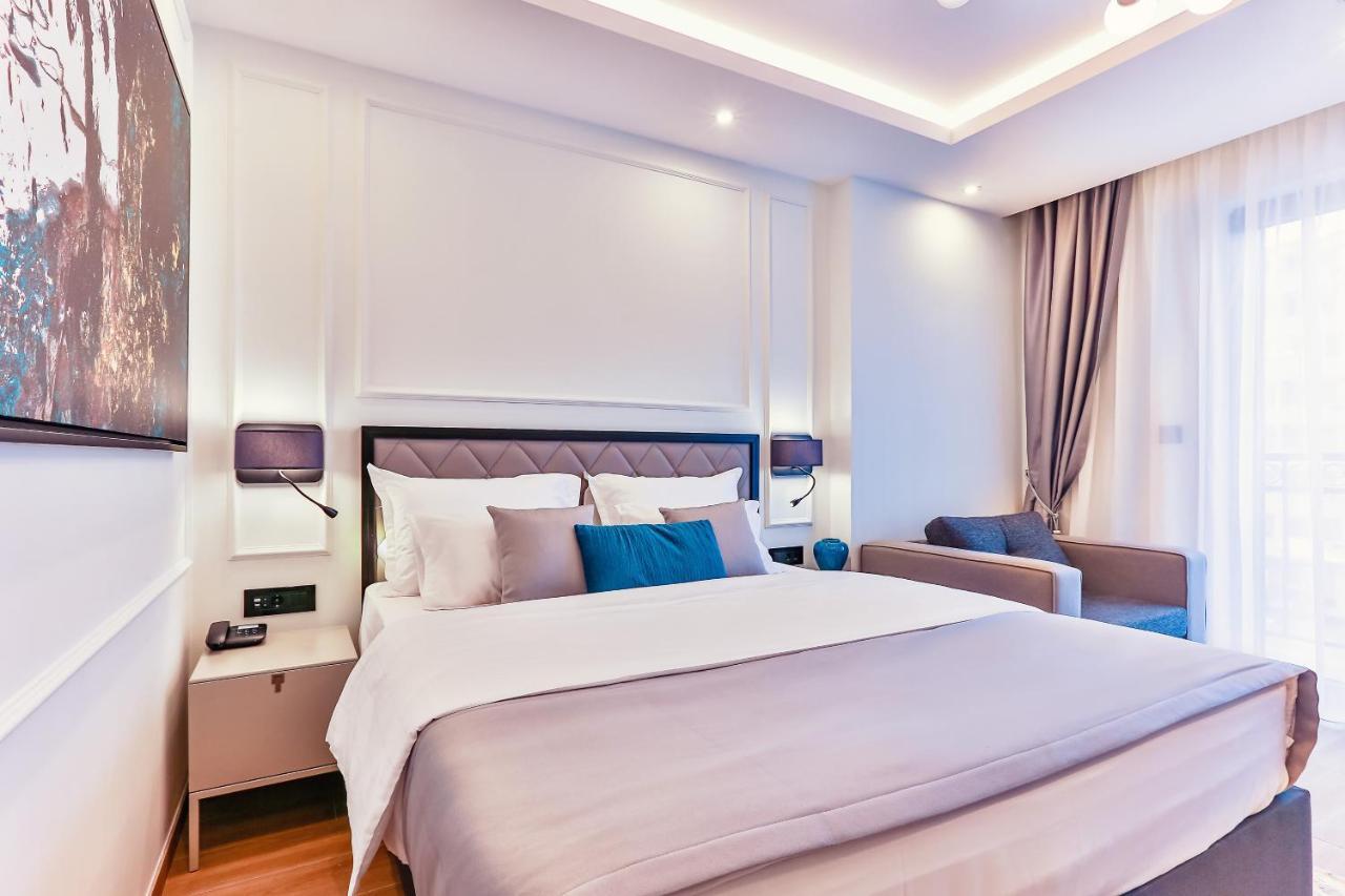 Boutique Hotel Momentum By Aycon Budua Esterno foto