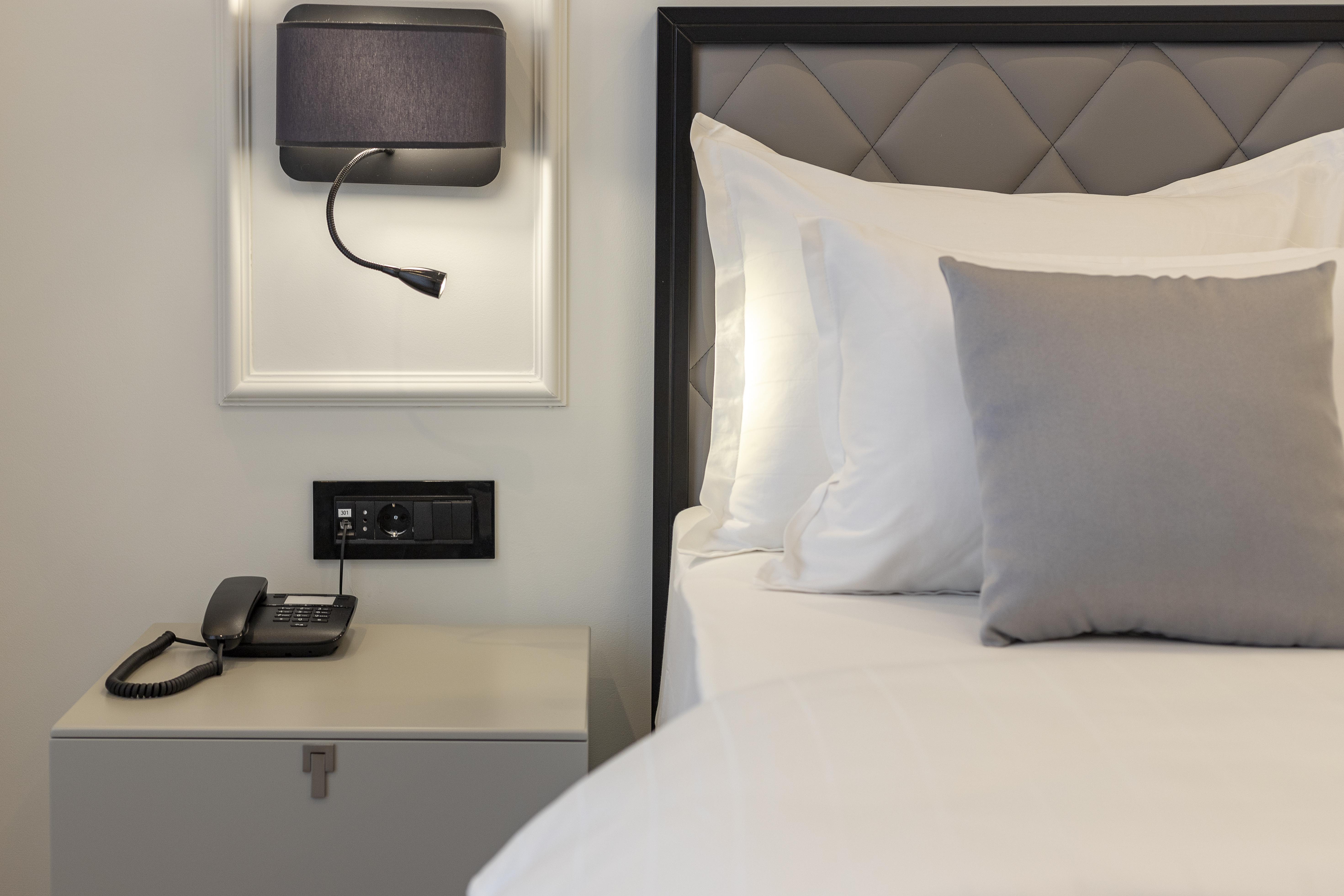 Boutique Hotel Momentum By Aycon Budua Esterno foto