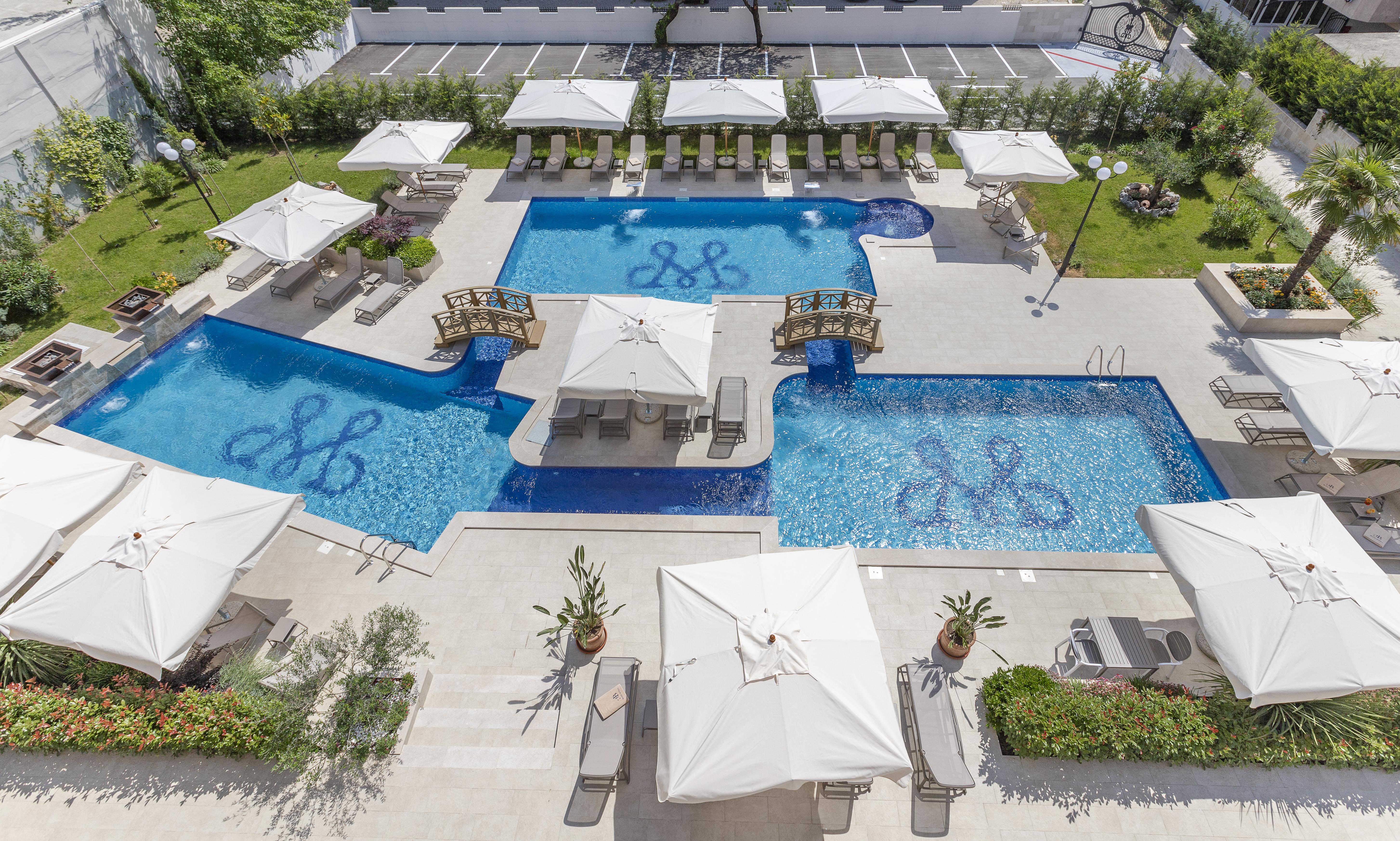 Boutique Hotel Momentum By Aycon Budua Esterno foto